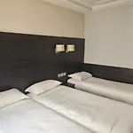 Hotel Bellevue Et Du Chariot D'Or 2*